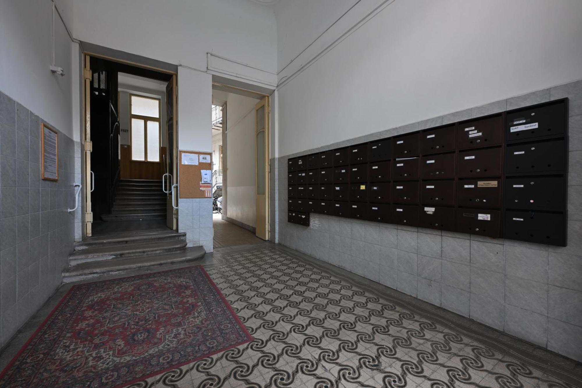 A Quiet Place In The Heart Of The City Budapest Bagian luar foto